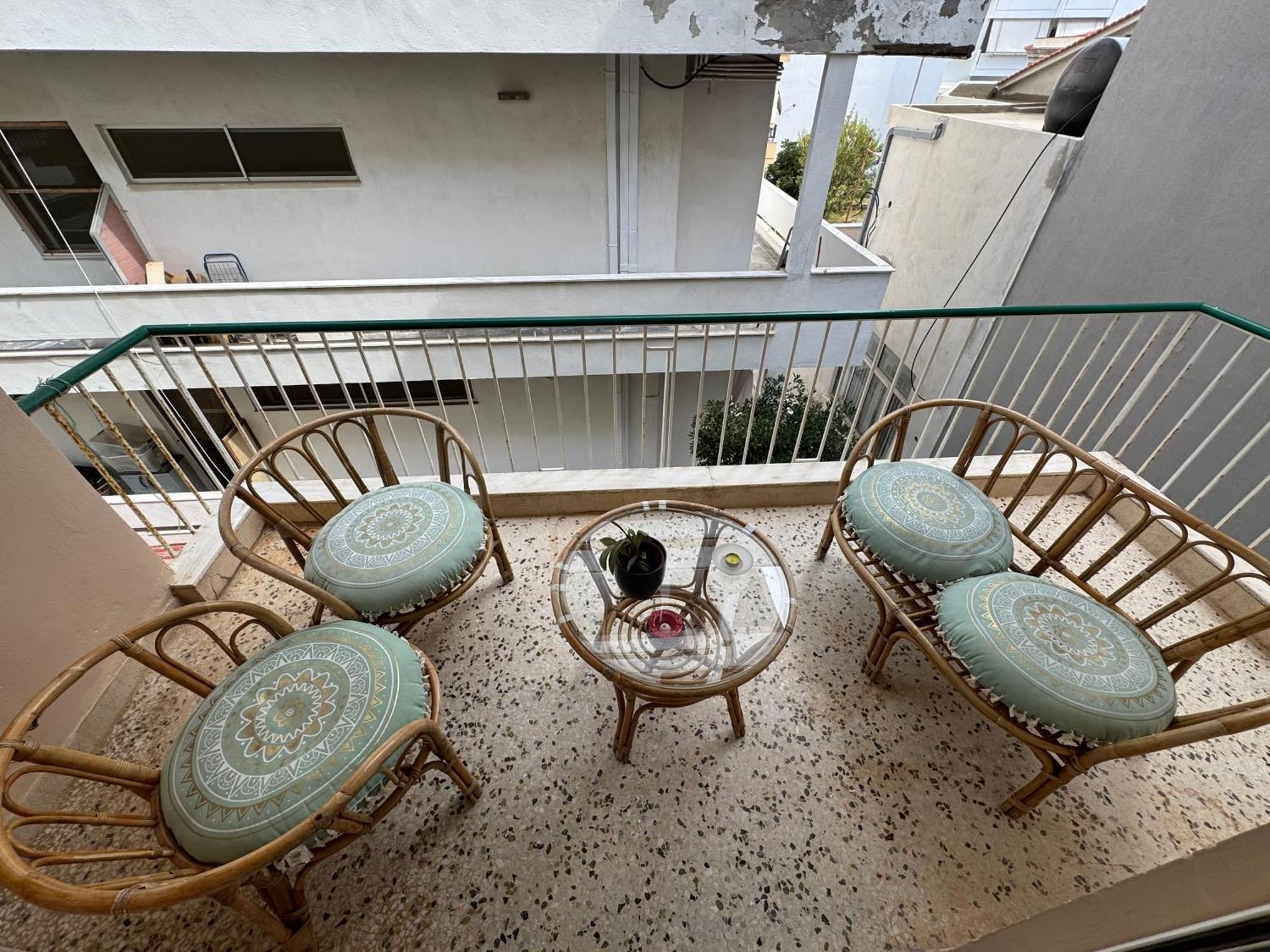 Apartment Location *